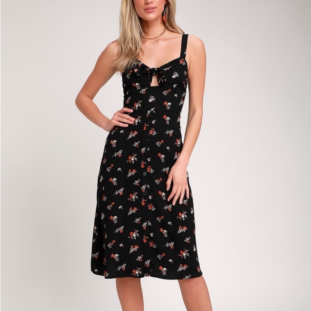 NWOT! Are You Mine? Black Floral Print Tie-Front Midi Dress